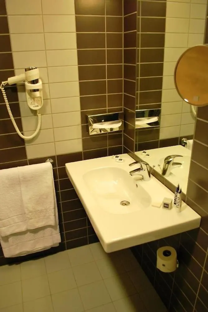 ****  Idea Hotel Plus Savona Italy